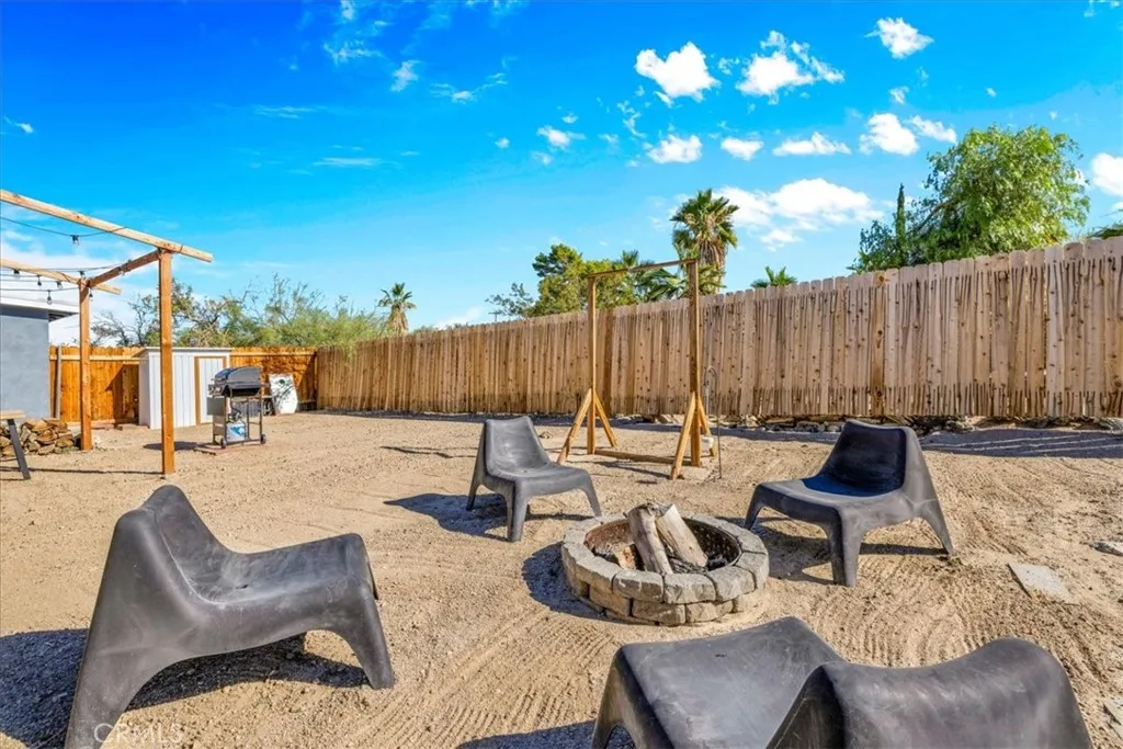 Additional image 32 of 74825 Alta Loma Dr, 29 Palms, CA 92277