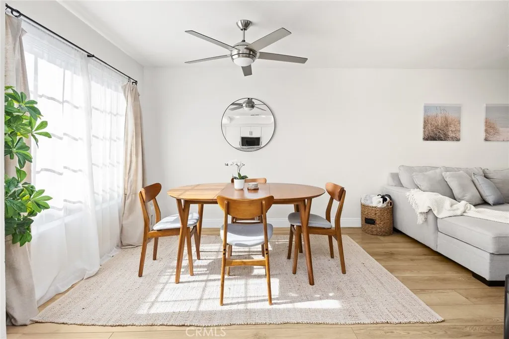 Additional image 43 of 154 N Meridith Avenue Unit 8, Pasadena, CA 91106