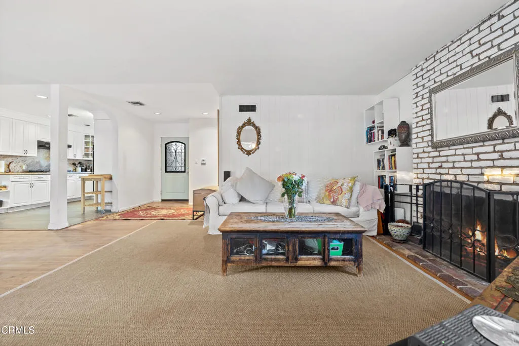 Additional image 12 of 17350 Osborne Street, Sherwood Forest, CA 91325