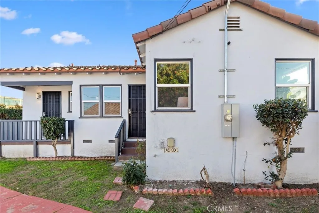 Additional image 31 of 1905 W 115th St, Los Angeles, CA 90047