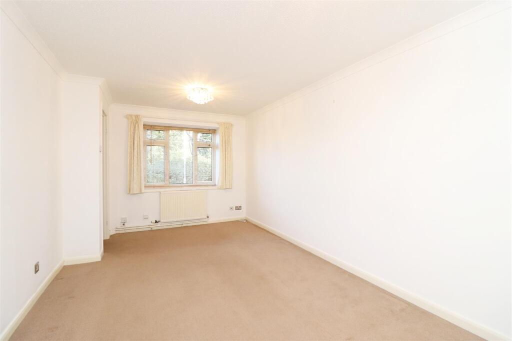 Additional image 17 of Ripon Way, St. Albans