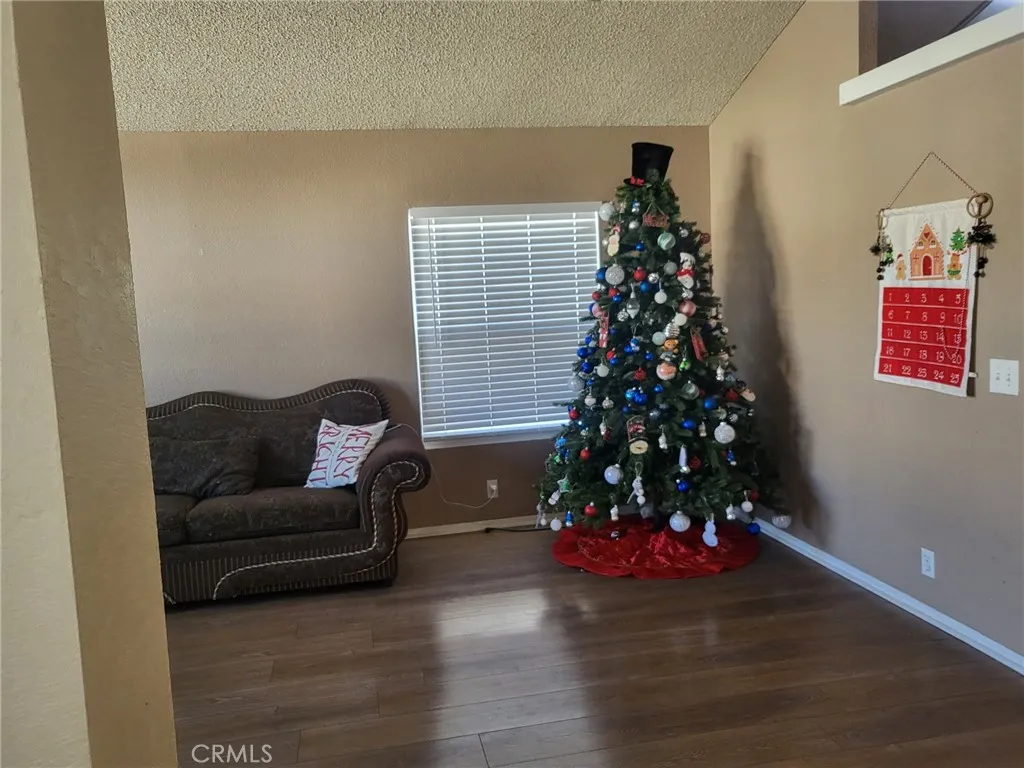 Additional image 15 of 19842 Emerald Creek Drive, Canyon Country, CA 91351