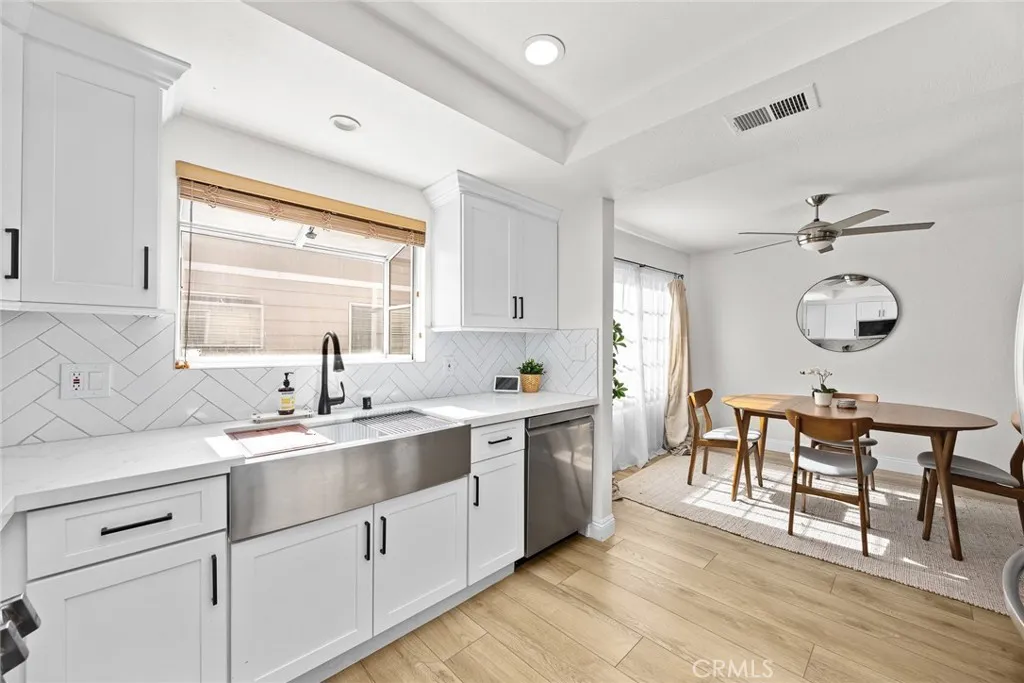 Additional image 47 of 154 N Meridith Avenue Unit 8, Pasadena, CA 91106