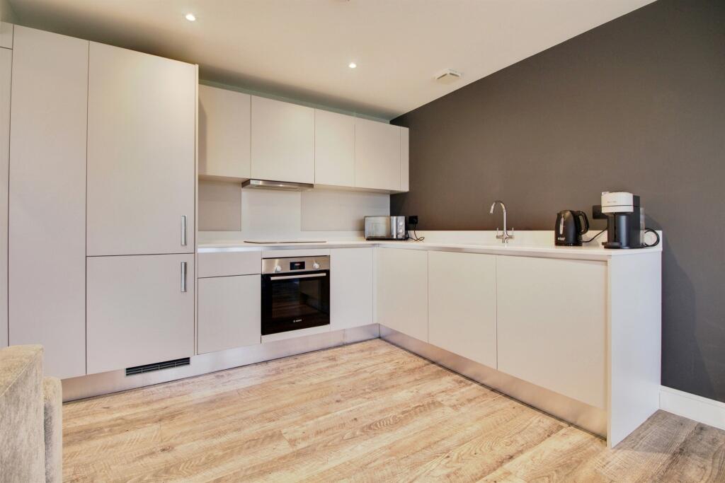 Additional image 6 of Parkway, Welwyn Garden City