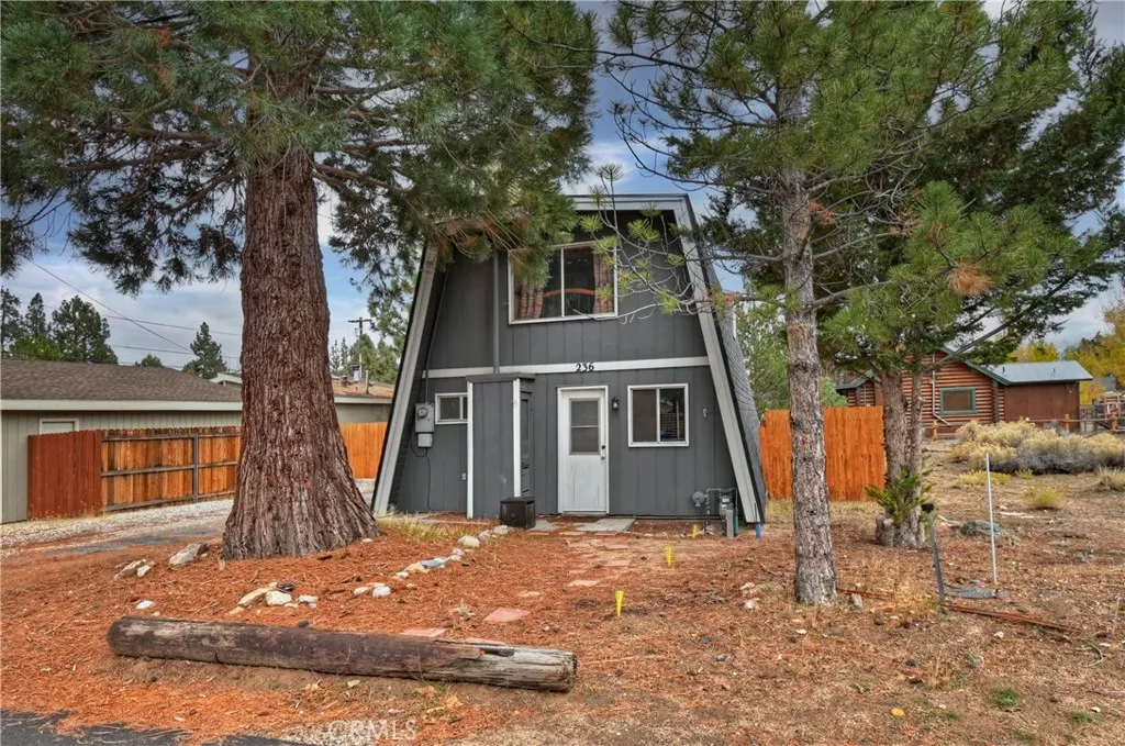 Additional image 31 of 236 E Cinderella Dr, Big Bear City, CA 92314