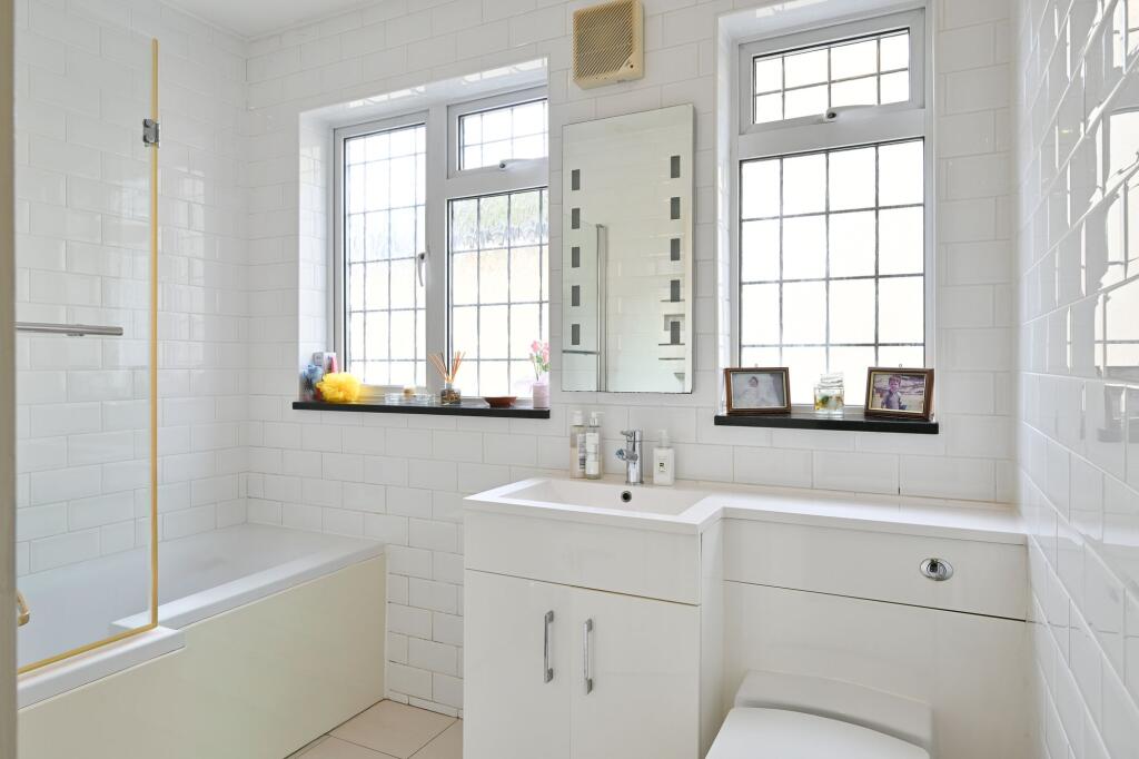 Additional image 15 of Upper Green Road, Tewin, AL6