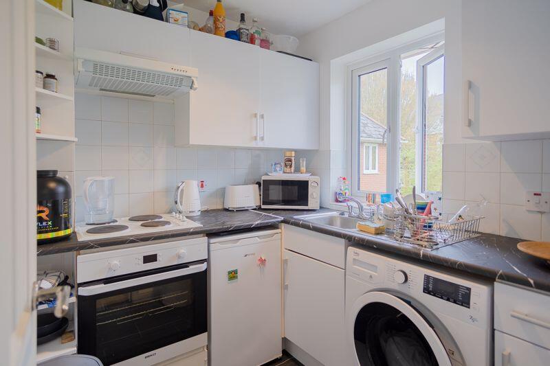 Additional image 7 of Walsingham Close, Hatfield