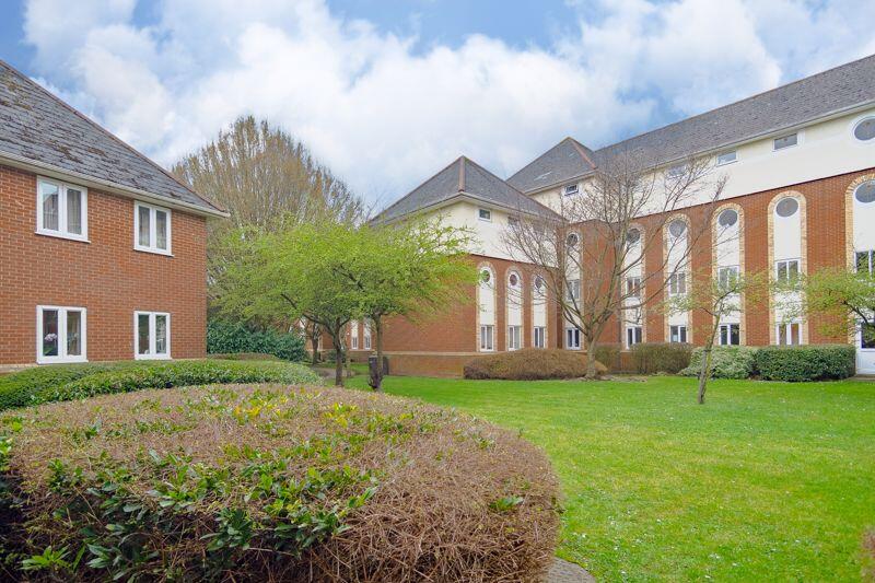 Additional image 11 of Walsingham Close, Hatfield
