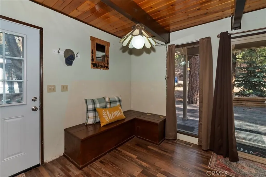 Additional image 27 of 172 Vista Ln, Sugarloaf, CA 92386