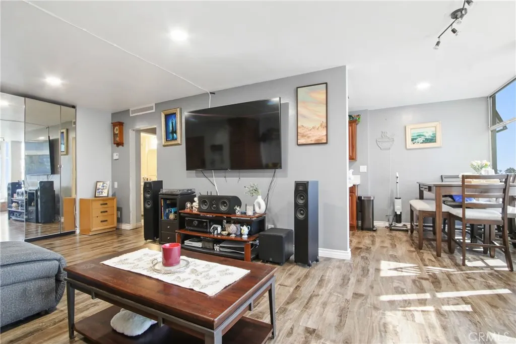 Additional image 15 of 100 Atlantic Ave Unit 609, Long Beach, CA 90802