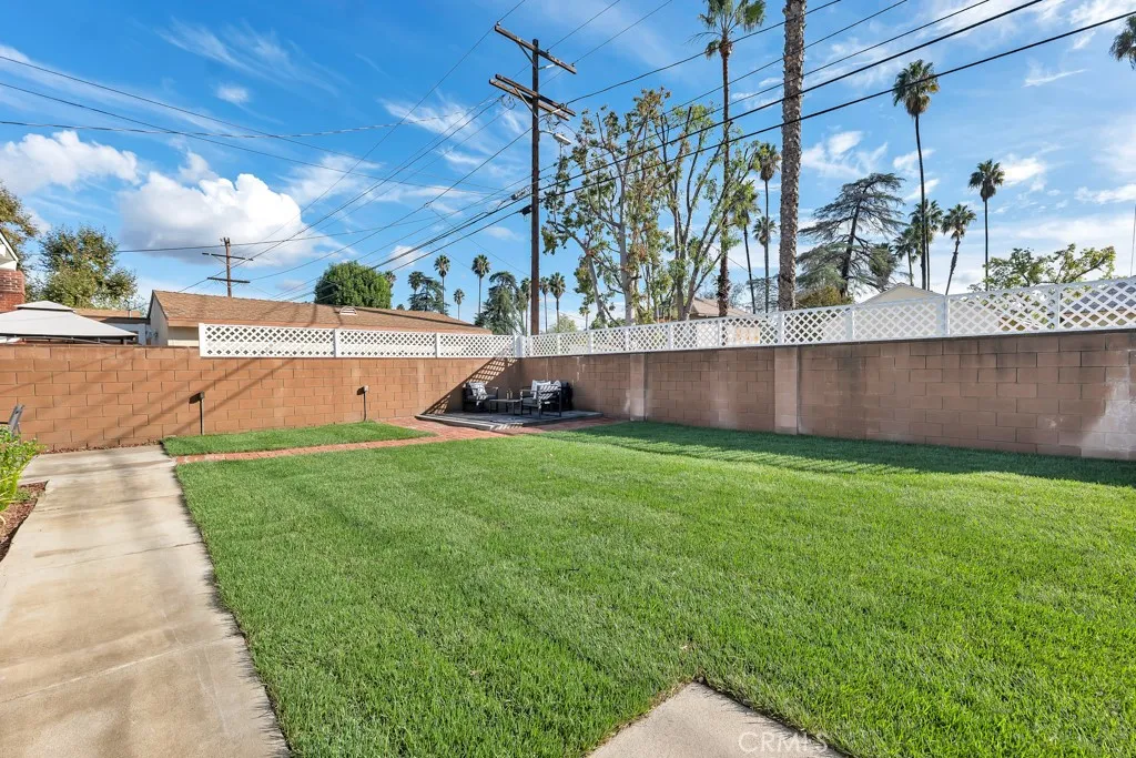 Additional image 39 of 17452 Cantlay Street, Lake Balboa, CA 91406