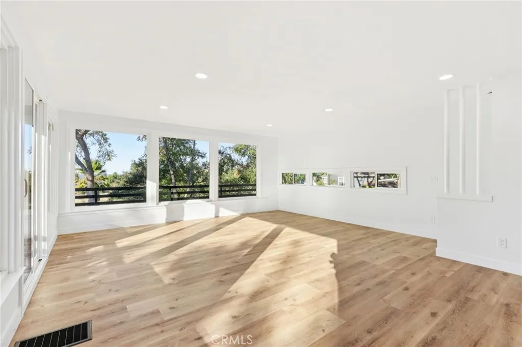 Additional image 11 of 700 Norunbega Drive, Monrovia, CA 91016