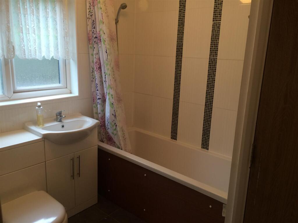 Additional image 5 of Tudor Close, Hatfield