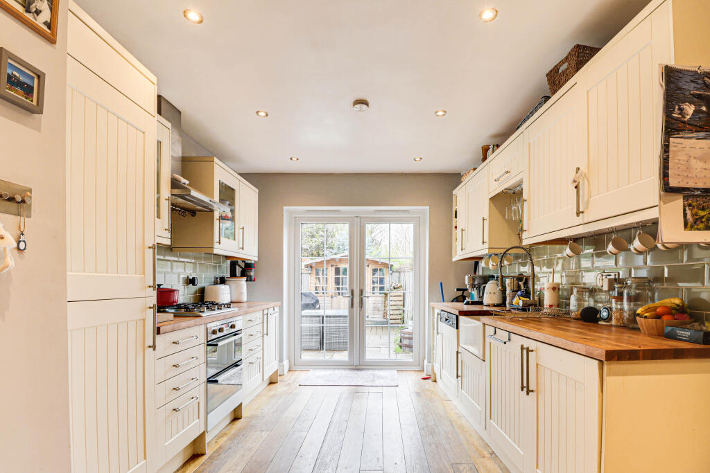 Additional image 6 of Waterside, London Colney, AL2