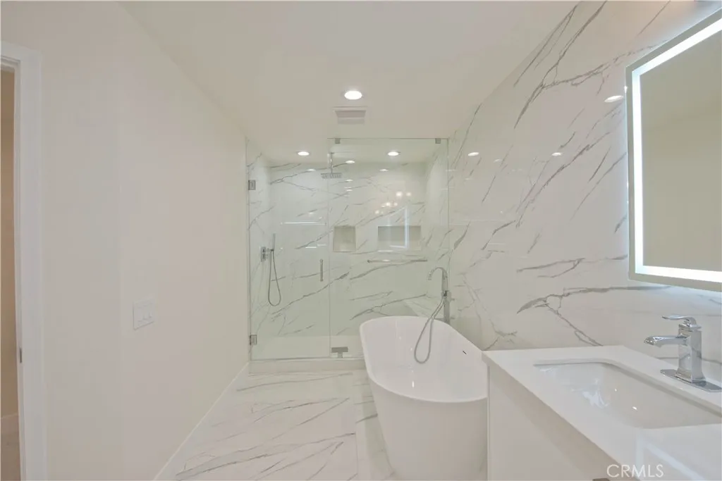 Additional image 16 of 5333 Zelzah Avenue Unit 102, Encino, CA 91316