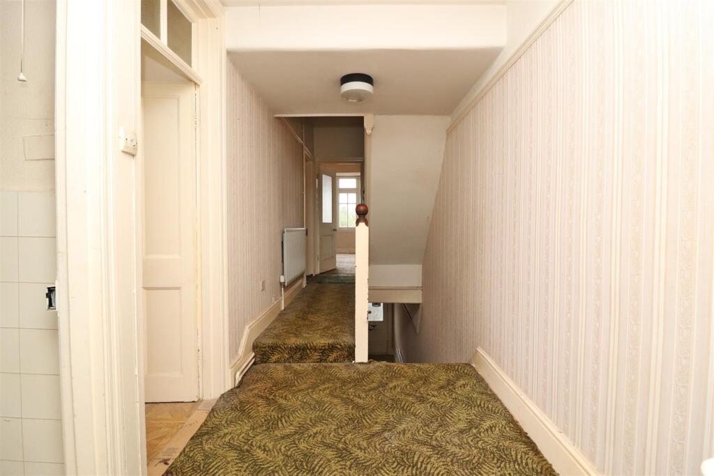 Additional image 14 of Blenheim Road, St. Albans