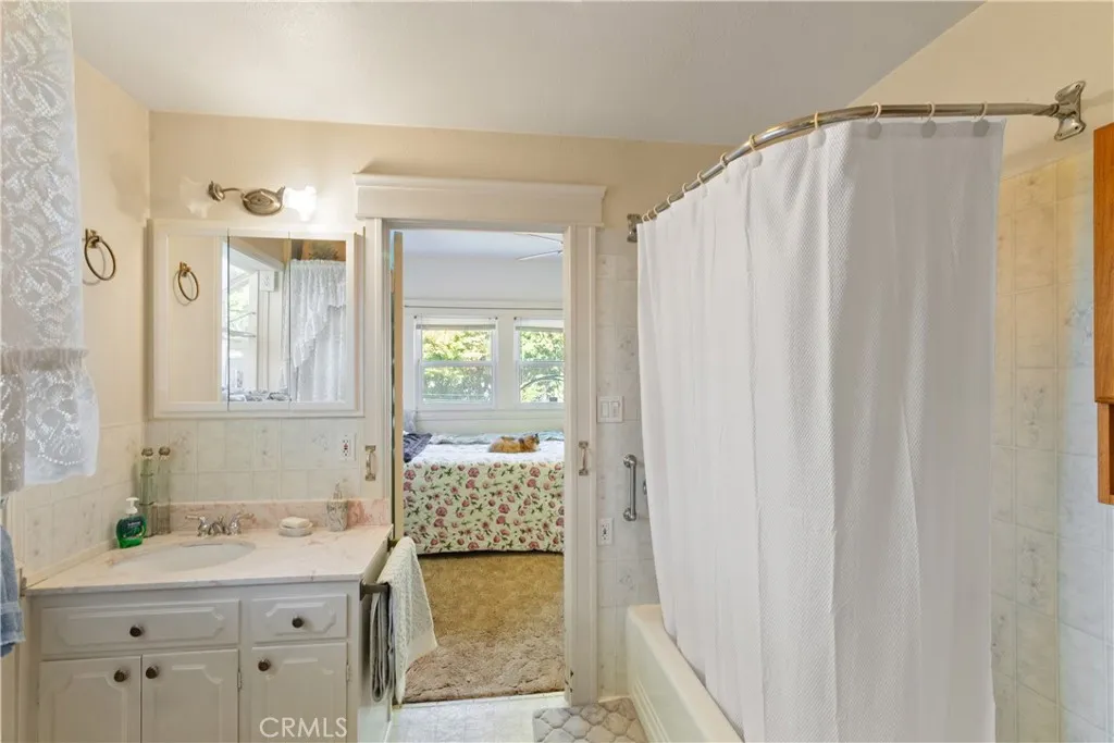 Additional image 52 of 1037 W Magnolia St W, Stockton, CA 95203