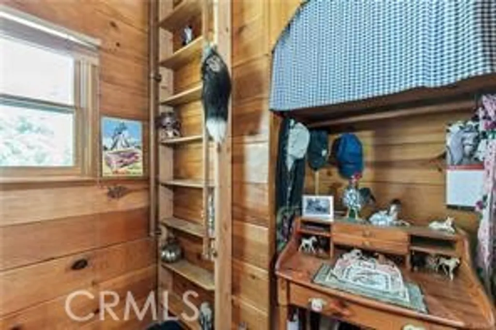 Additional image 17 of 28810 Cedar Dr, Lake Arrowhead, CA 92352
