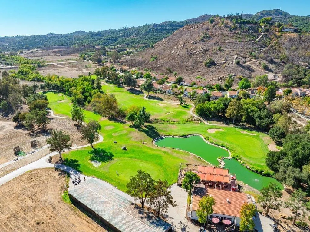 Additional image 118 of 3054 Maplewood Pl., Escondido, CA 92027