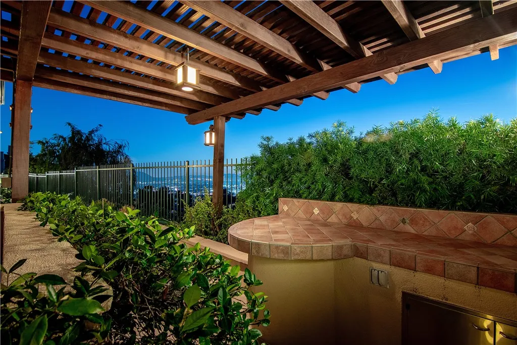 Additional image 41 of 3429 Castleman Lane, Burbank, CA 91504