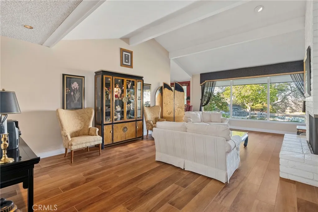 Additional image 58 of 3010 Panorama Dr, Bakersfield, CA 93306