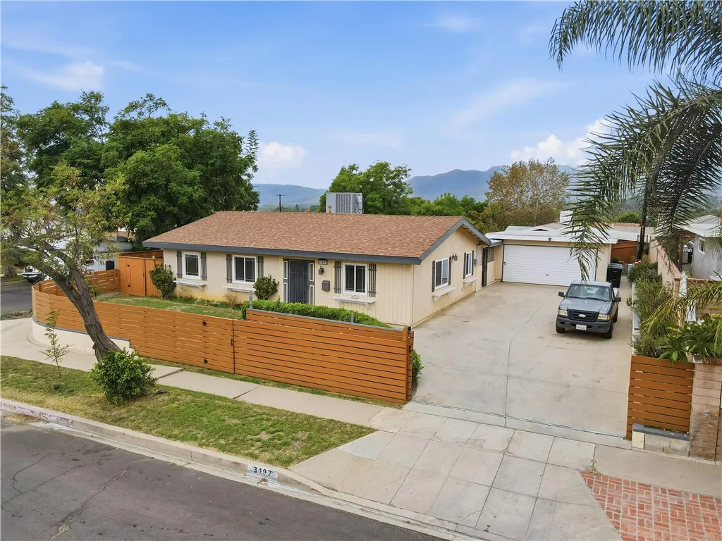 Additional image 52 of 13197 Leach Street, Sylmar, CA 91342