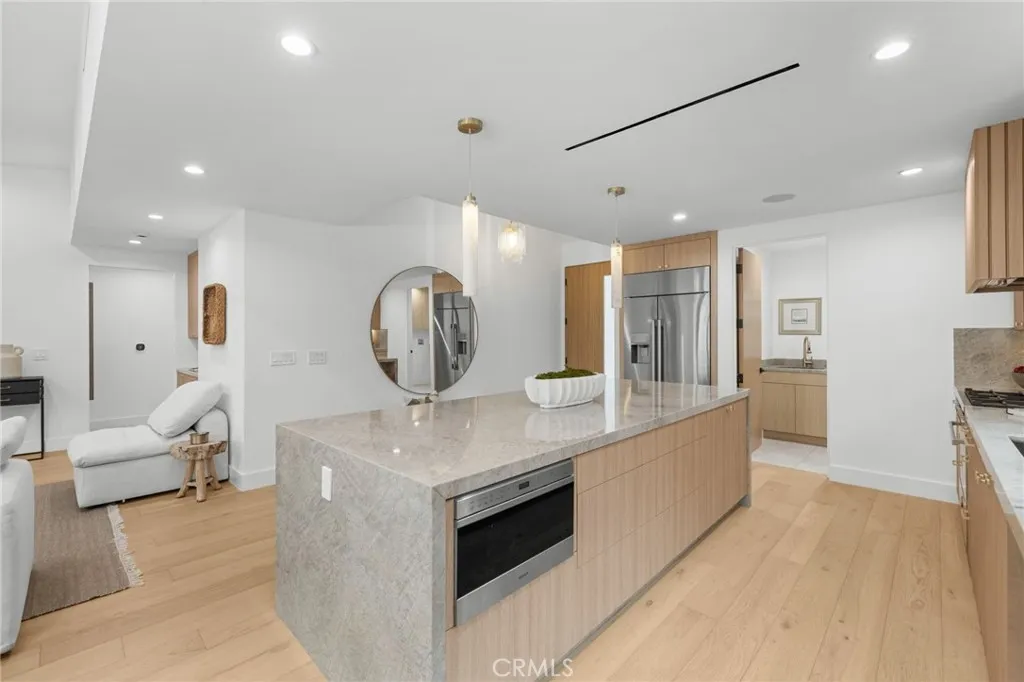 Additional image 11 of 742 Groton Dr, Burbank, CA 91504