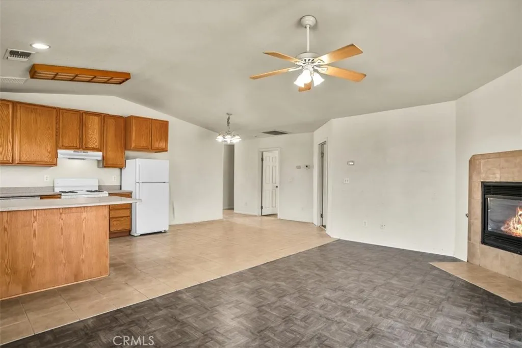 Additional image 43 of 5564 Mariposa, 29 Palms, CA 92277