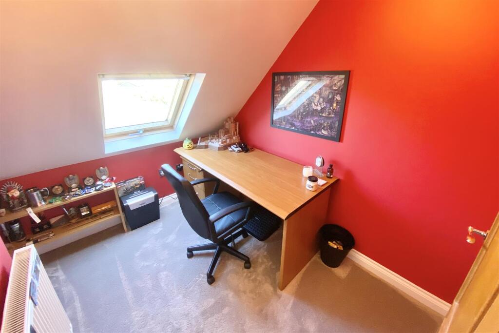 Additional image 18 of ,Mount Drive, Park Street, St. Albans, Hertfordshire, AL2