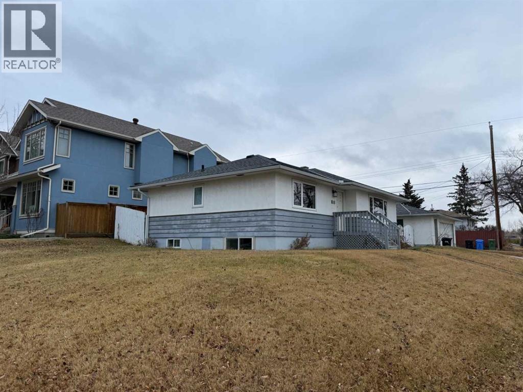 3203 9 Street NW|Calgary, Alberta T2K1H1