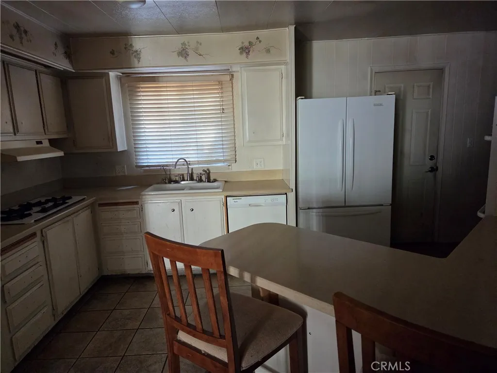 Additional image 14 of 22899 Byron Rd Unit 41, Crestline, CA 92325