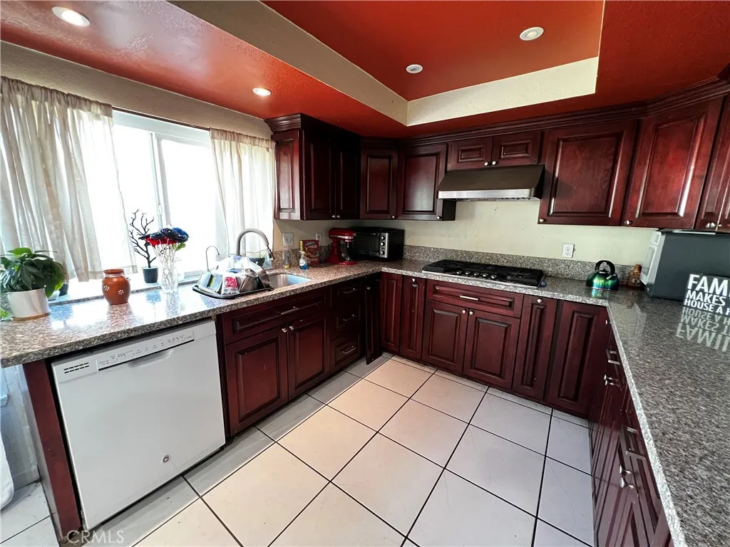 Additional image 79 of 1095 Brentwood Ave, Rialto, CA 92376