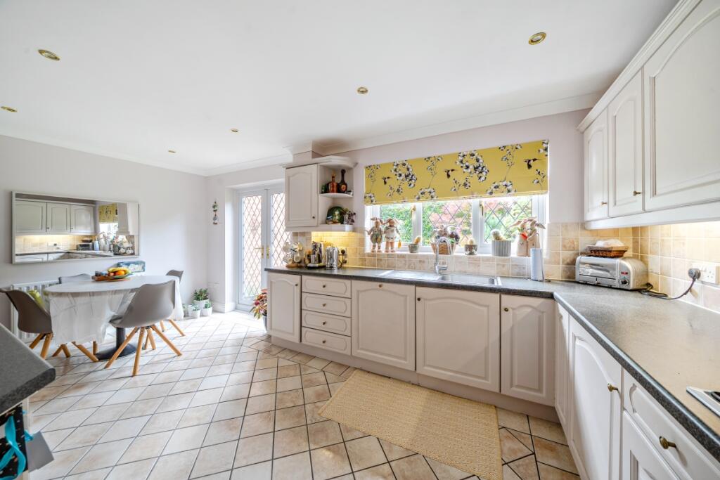 Additional image 5 of Oaklea Welwyn AL6