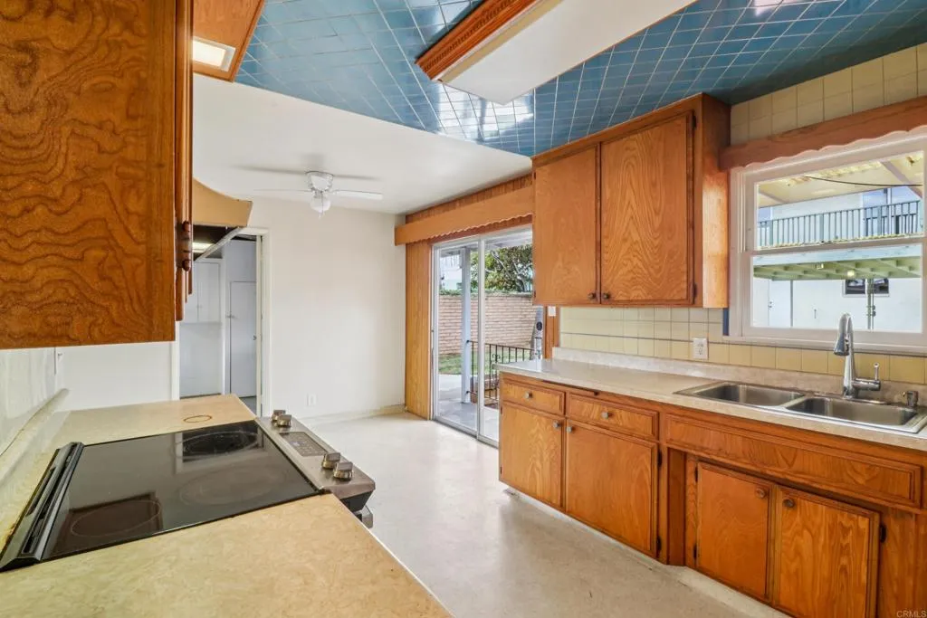 Additional image 11 of 1906 S Broadway, Oceanside, CA 92054