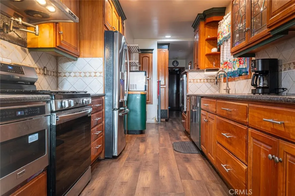 Additional image 34 of 5606 Bellflower Blvd, Lakewood, CA 90713