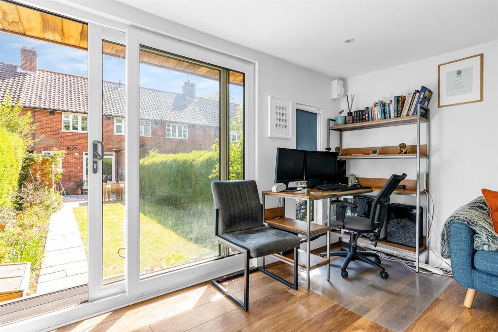 Additional image 6 of Handside Lane, Welwyn Garden City