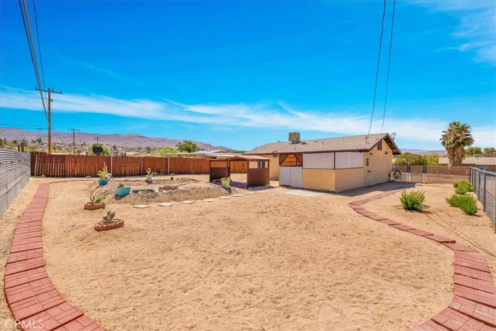 Additional image 62 of 61945 Grand View Circle, Joshua Tree, CA 92252