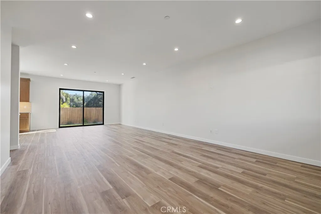 Additional image 48 of 4210 New York Ave, La Crescenta, CA 91214