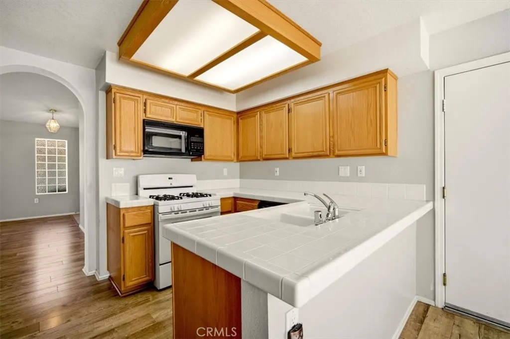 Additional image 52 of 19146 Oak St, Apple Valley, CA 92308