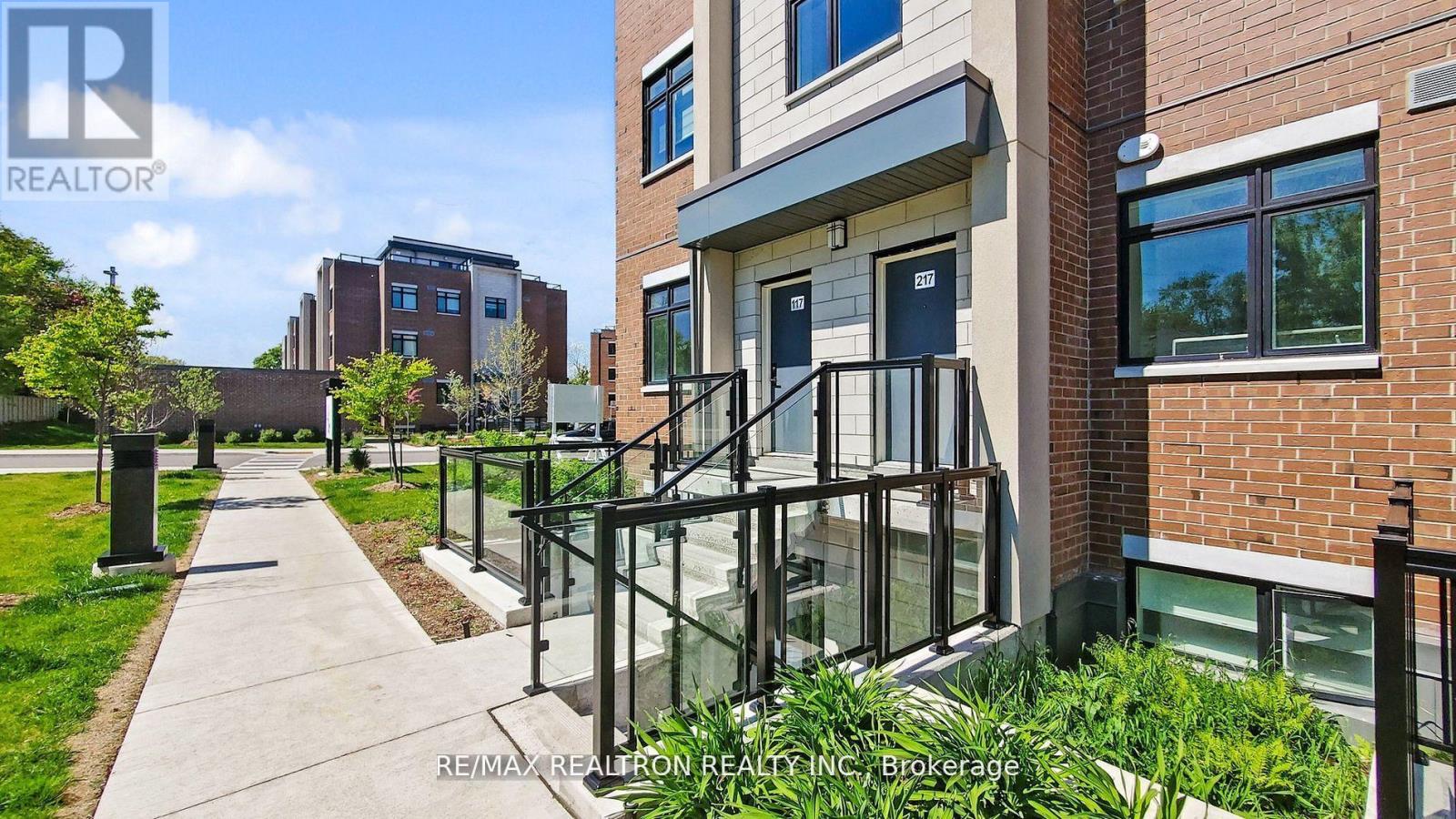 Property image for 217 - 1070 DOUGLAS MCCURDY COMMON|Mississauga (Lakeview), Ontario L5G0C6