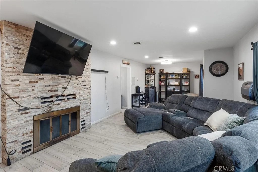 Additional image 42 of 1929 E Oakland Ave, Hemet, CA 92544