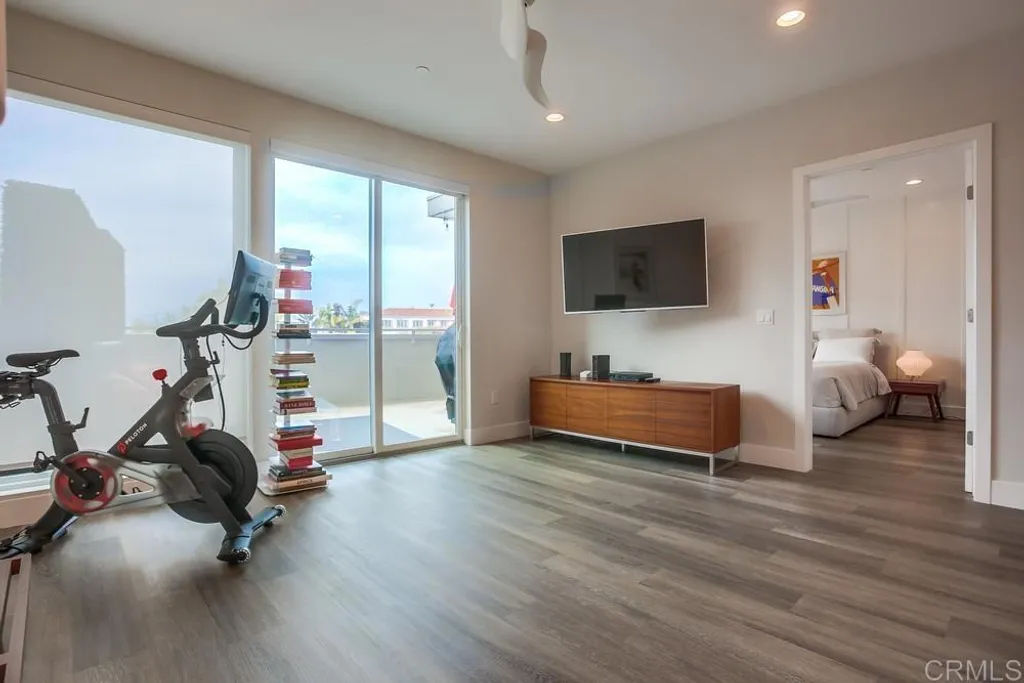 Additional image 7 of 725 Grand Avenue, Carlsbad, CA 92008