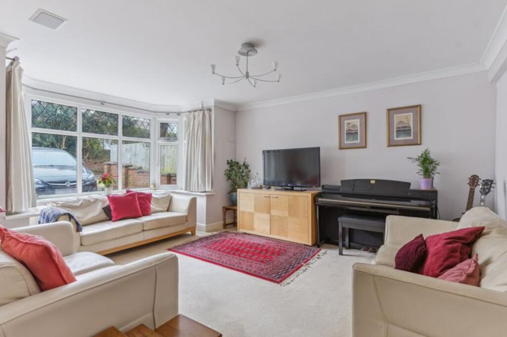 Additional image 5 of Old Watling Street, Flamstead, AL3