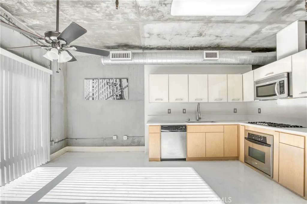 Additional image 2 of 645 W 9th St Unit 601, Los Angeles, CA 90015