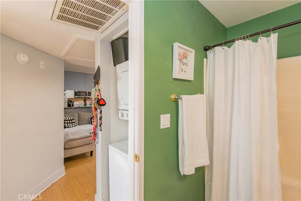 Additional image 35 of 7045 Woodley Avenue Unit 218, Van Nuys, CA 91406