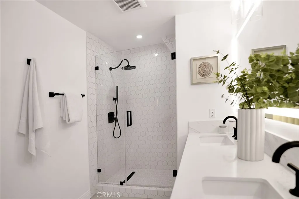 Additional image 125 of 1012 Cory Avenue, West Hollywood, CA 90069