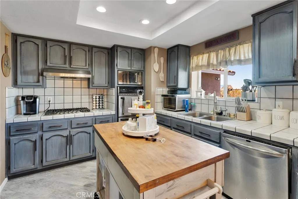 Additional image 16 of 10834 Mono Rd, Victorville, CA 92392