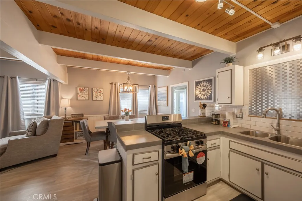 Additional image 15 of 1037 Sequoia Dr, Big Bear City, CA 92314