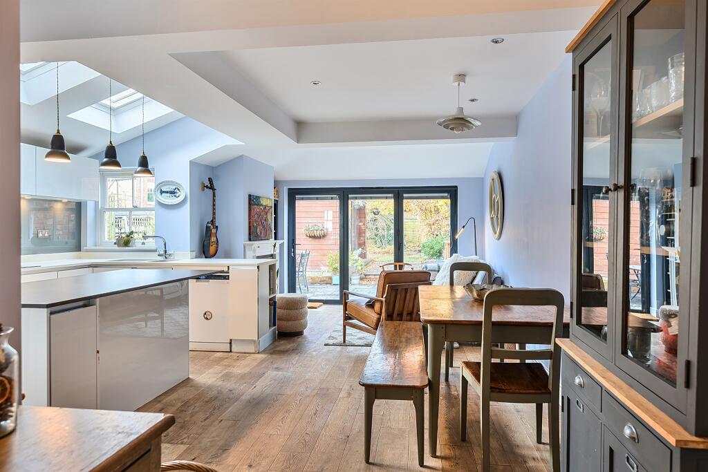 Additional image 12 of Warwick Road, St. Albans