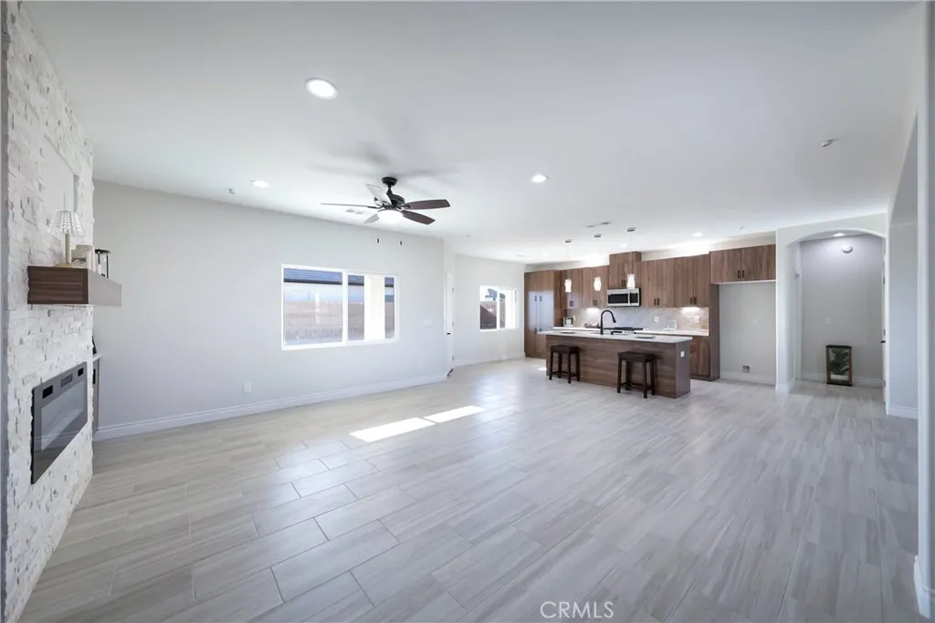 Additional image 11 of 21724 Darrow, California City, CA 93505